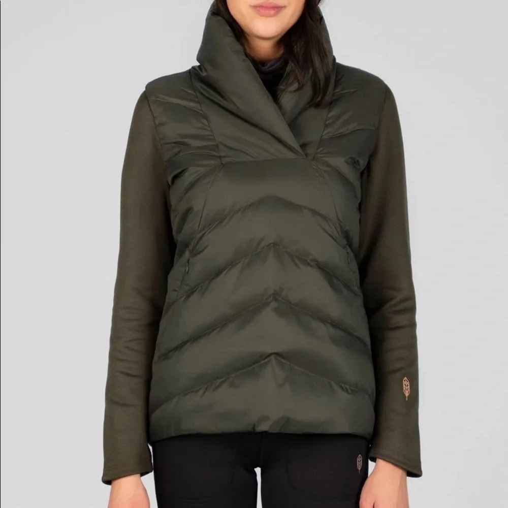 🇨🇦 INDYGENA Poplun II Insulated Sweater - Picture 4 of 13